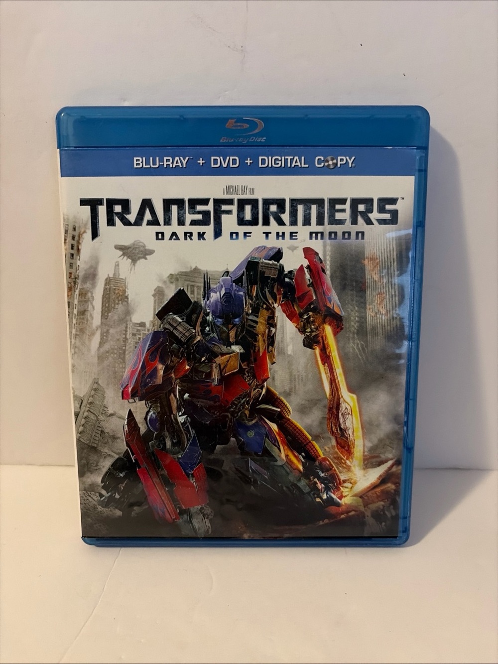 Transformers: Dark of the Moon (Two-Disc Blu-ray/DVD Combo) - Blu-ray